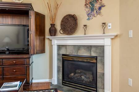 The Dean - Relaxing Condo With Pools Pigeon Forge Ngoại thất bức ảnh
